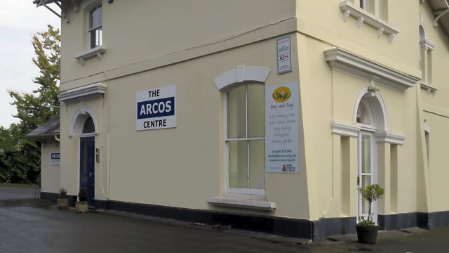 Opførelse af The ARCOS Centre i Malvern, Storbritannien